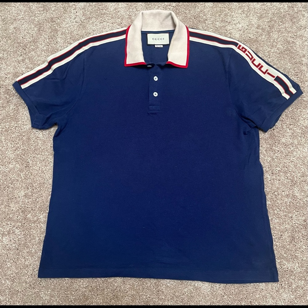Men’s Gucci Polo with Sophisticated Side detail